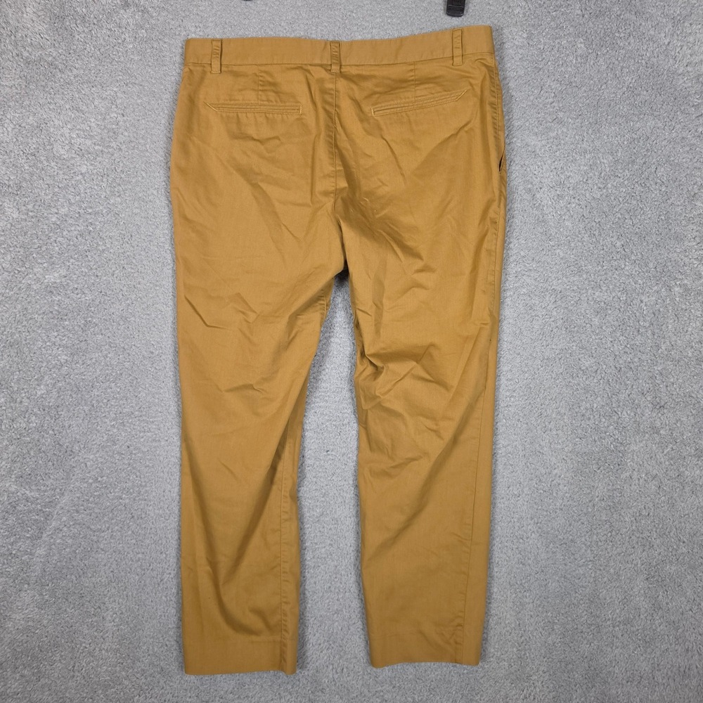 Nike Chino Pants Mens 36 Brown Excellent Tapered Golf Modern Fit Dri-Fit - Picture 6 of 9